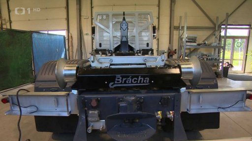 Nákladní auta s registrací traktorů