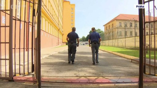 Přeplněné věznice