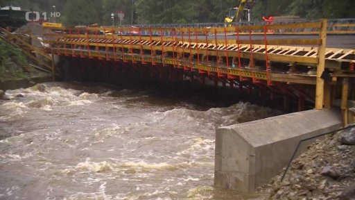 Třetí povodňový stupeň ve Špindlerově Mlýně