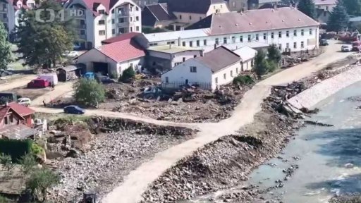 Škody na silnicích a železnici