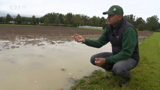 Příprava závodiště Velké pardubické