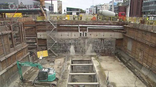 Propojení stanic metra D a C