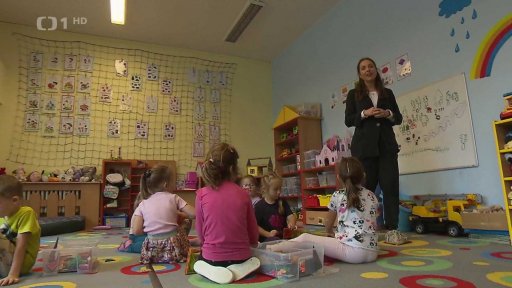 Kritika slučování malých škol