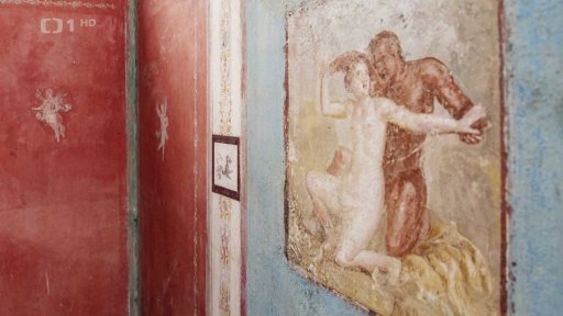 Fresky s erotickými motivy