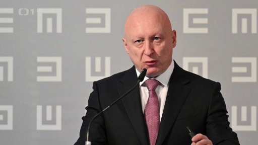 Beneš dál v čele ČEZ