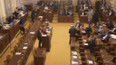 Poslance čeká několik mimořádných schůzí