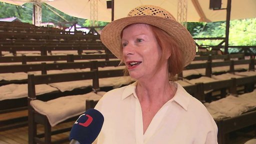 Letní scény divadel