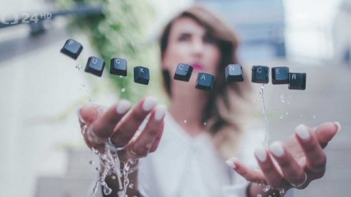 Levitující fotografie Petra Hricka