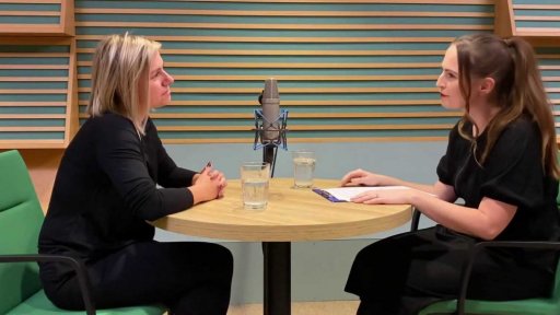 Background ČT24: Lucie Stuchlíková