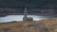 Zbytky zatopené vesnice jsou kvůli suchu po 60 letech opět k vidění