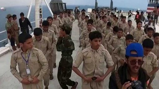 Zvyšující se napětí kvůli hútíům v Rudém moři + rozhovor s V. Baarem