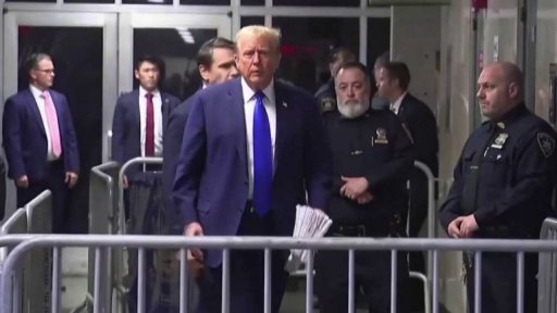 Historický soud s bývalým prezidentem USA + rozhovor s J. Pondělíčkem