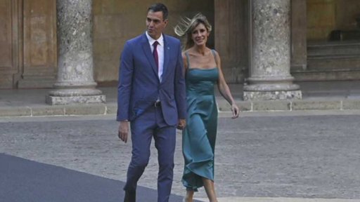 Španělský premiér uvažuje o demisi, obvinění míří na jeho manželku