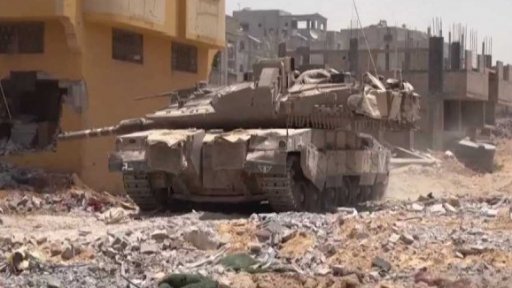 Izraelská armáda postoupila do centra Rafahu