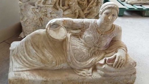 Etruské artefakty zachráněny před černým trhem