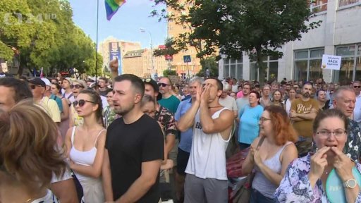 Protest proti slovenské ministryni kultury