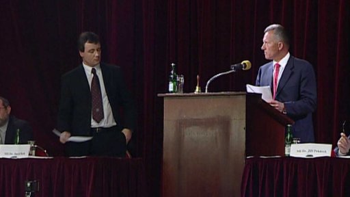 Zemřel bývalý místopředseda ODS M. Macek