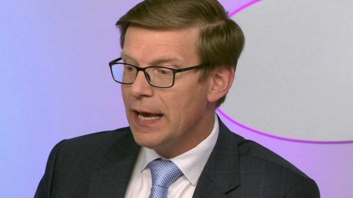 Ekonomika se pomalu zvedá - zvednou se i platy?