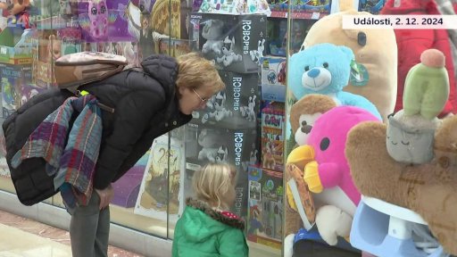 Kolik Češi letos utratí za dárky?