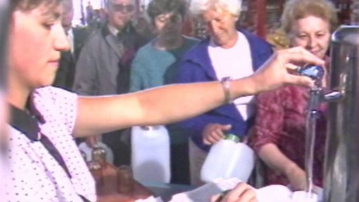 Vysoce kvalitní voda v Hradci Králové (1990)