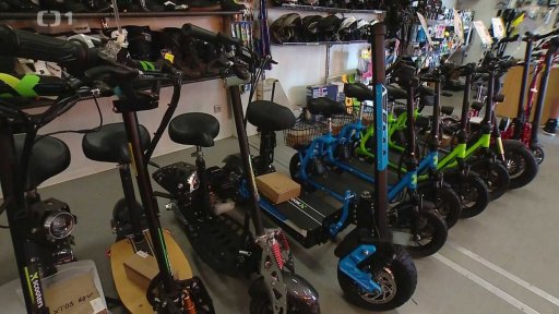 Nedisciplinovaní koloběžkáři