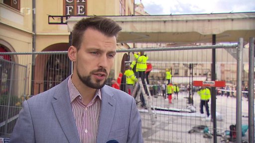 Bourání restauračních zahrádek