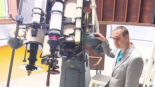 Návrat dalekohledu do Štefánikovy hvězdárny