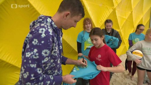 Za oponou: Charitativní turnaj Vyber si - vydraž si - zahraj si