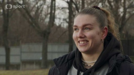 Profil: Yasmine Madsenová