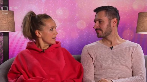 Medailonek páru Lucie Vondráčková a Lukáš Bartuněk