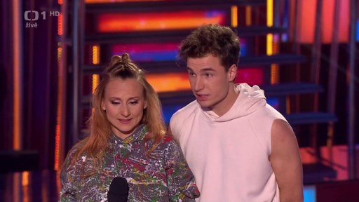 Oskar Hes a Kateřina Bartuněk Hrstková - Scénika SD 9