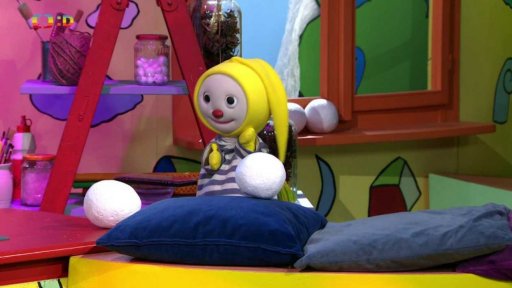 Majda vítá děti ve své výtvarné školce…