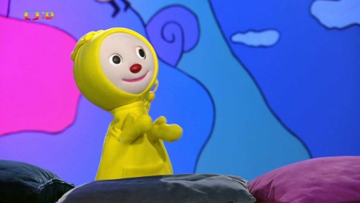 Veselý klaun ve školce baví děti a přitom ztratí kapesník s uzlem na pamatování…