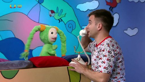 Volá Mánička, že se ztratil Žeryk i Hurvínek, který ho hledal. První pohádková pomoc začíná...