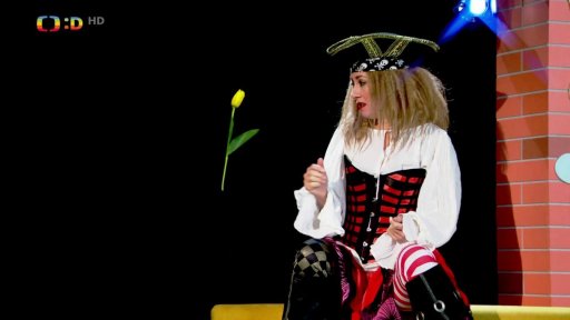 Hostem Brzoránošou je tulipán, ale Drsňačka si myslí, že je to dárek pro ni.