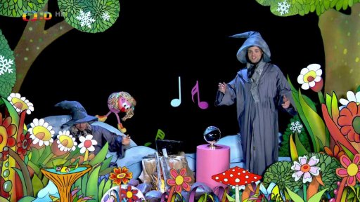 Mufikanti se snaží vyčarovat písničku, která nosí štěstí.