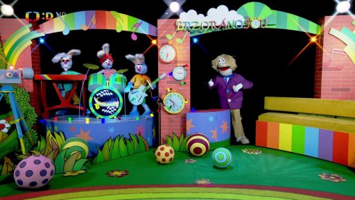 Brzoránošou - hosty jsou dnes slepice a kohout.