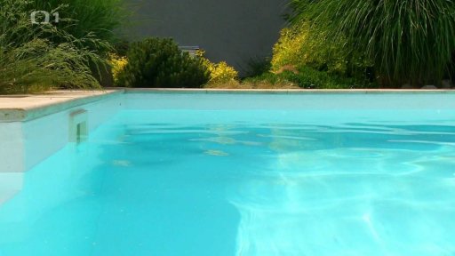 Jak udržet bazén čistý a funkční během celé sezony