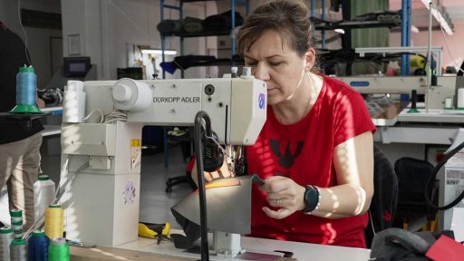 Výroba motocyklové kombinézy