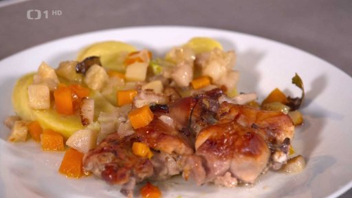 Králík na kořenové zelenině