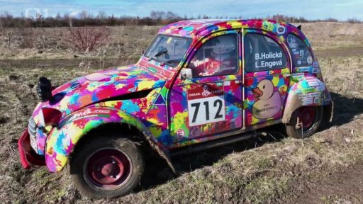 České závodnice Barbora Holická a Lucie Engová na Rally Dakar