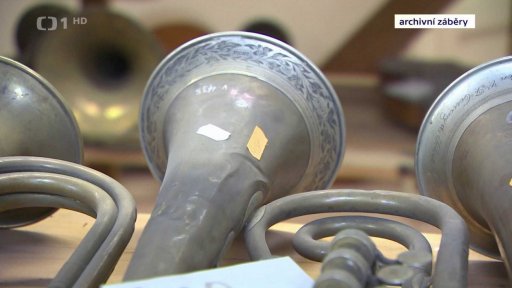 Spor o unikátní sbírku historických hudebních nástrojů