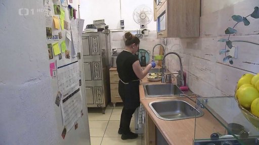 Úbytek návštěvníků restaurací