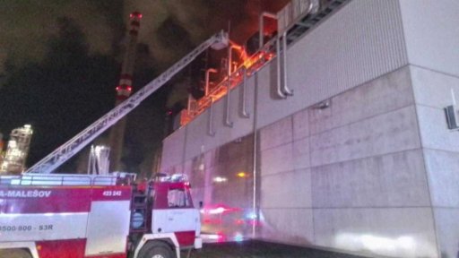 Hořelo v papírně ve Štětí na Litoměřicku