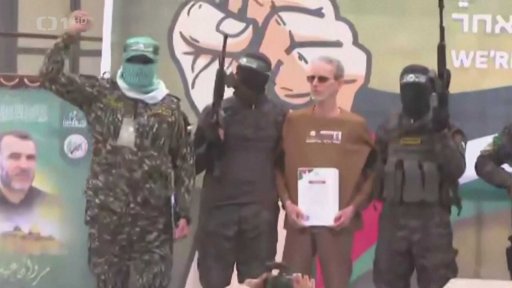 Návrat do zničených domovů