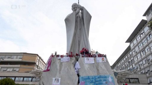 Zdravotní stav papeže