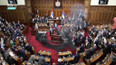 Nepokoje v srbském parlamentu