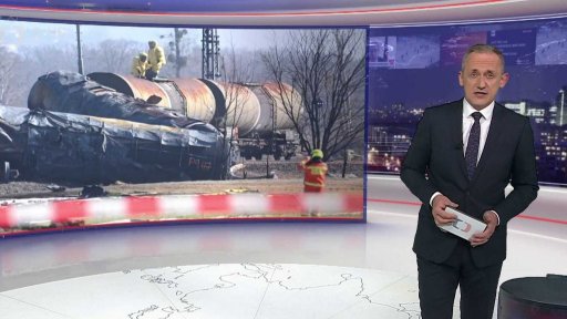 Odklízením následků nehody v Hustopečích