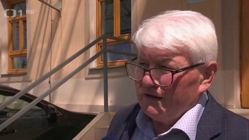 Zásah NCOZ na krajském úřadu v Plzni