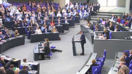 Německý kancléř vystoupil ve Spolkovém sněmu